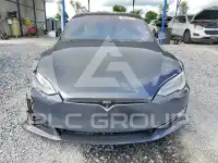 2019 Tesla Model S фото