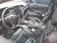 2019 Tesla Model S фото