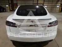 2019 Tesla Model S фото
