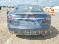 2019 Tesla Model S photo