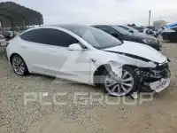 2019 Tesla Model 3 photo