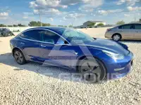 2019 Tesla Model 3 фото