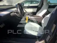 2019 Tesla Model 3 фото
