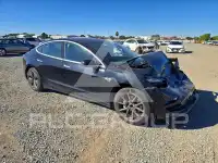 2019 Tesla Model 3 фото
