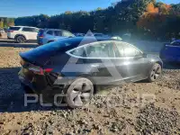 2019 Tesla Model 3 фото