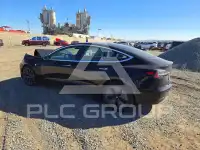 2019 Tesla Model 3 фото