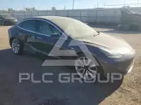 2019 Tesla Model 3 фото
