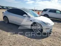 2019 Tesla Model 3 photo