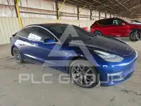 2019 Tesla Model 3 фото