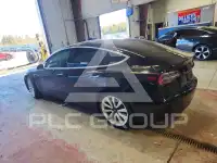 2019 Tesla Model 3 photo