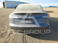 2019 Tesla Model 3 фото