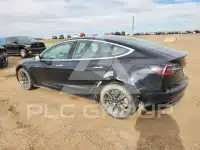 2019 Tesla Model 3 фото