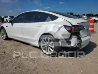 2019 Tesla Model 3 photo