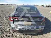 2019 Tesla Model 3 фото