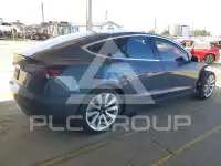 2019 Tesla Model 3 фото