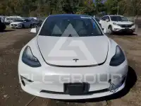 2019 Tesla Model 3 фото