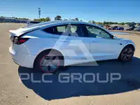 2019 Tesla Model 3 фото