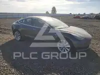 2019 Tesla Model 3 фото