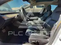 2019 Tesla Model 3 фото