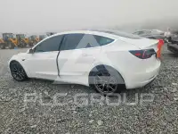 2019 Tesla Model 3 фото