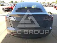 2019 Tesla Model 3 фото
