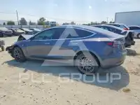 2019 Tesla Model 3 фото