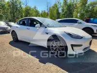 2019 Tesla Model 3 фото