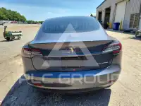 2019 Tesla Model 3 фото