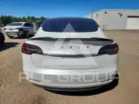 2019 Tesla Model 3 фото