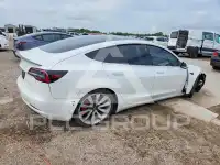 2019 Tesla Model 3 фото