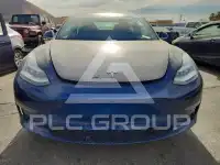 2019 Tesla Model 3 фото