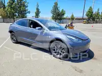 2019 Tesla Model 3 фото