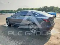 2019 Tesla Model 3 фото