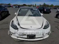 2019 Tesla Model 3 фото