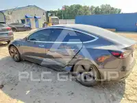 2019 Tesla Model 3 фото