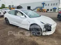 2019 Tesla Model 3 фото