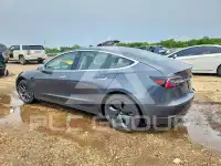 2019 Tesla Model 3 фото