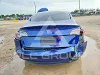 2019 Tesla Model 3 фото