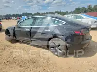 2019 Tesla Model 3 фото
