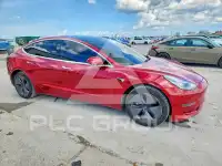 2019 Tesla Model 3 фото