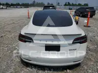 2019 Tesla Model 3 фото