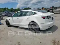 2019 Tesla Model 3 фото