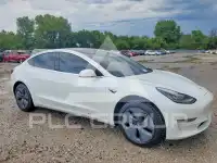 2019 Tesla Model 3 фото
