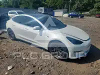 2019 Tesla Model 3 фото