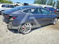 2019 Tesla Model 3 фото