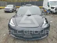 2019 Tesla Model 3 фото