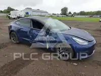 2019 Tesla Model 3 фото