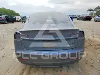 2019 Tesla Model 3 фото