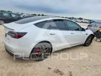 2019 Tesla Model 3 photo