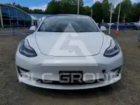 2019 Tesla Model 3 photo